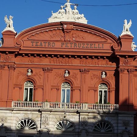 Al Teatro Rooms Bari Exteriör bild