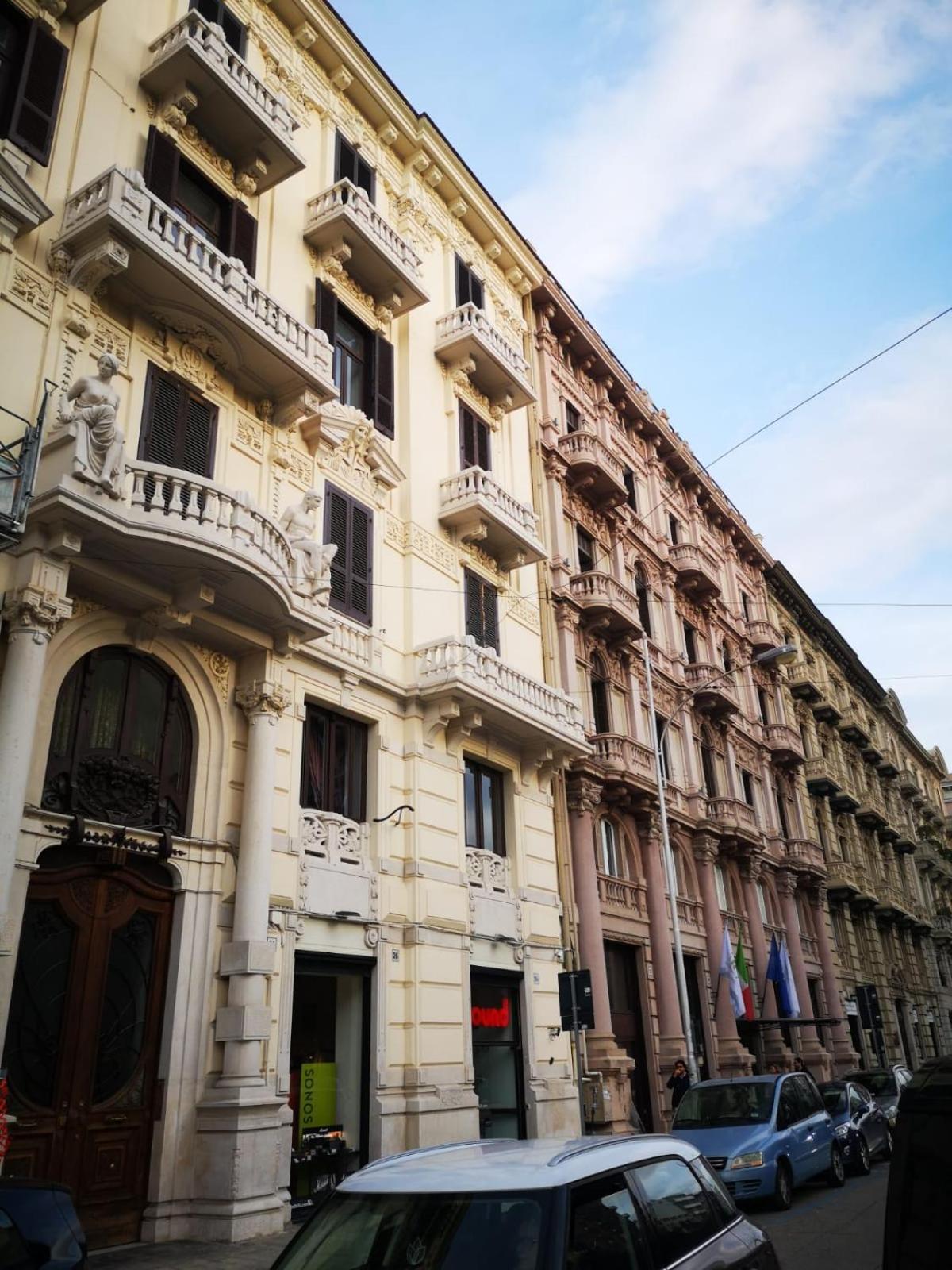 Al Teatro Rooms Bari Exteriör bild